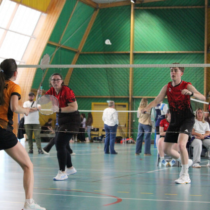 PLAY-OFF